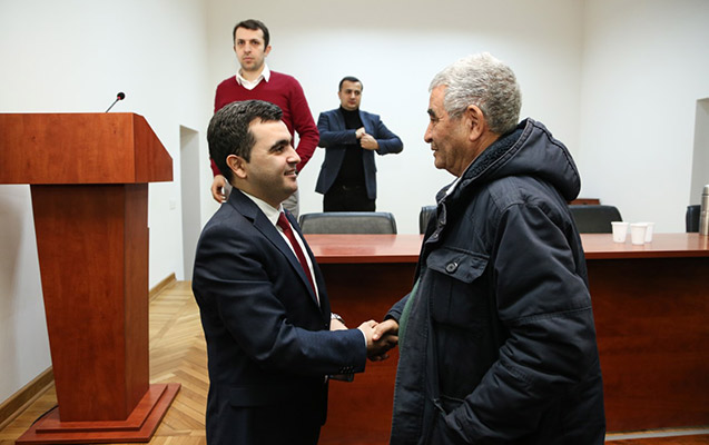 genc-namized-secicilere-seslendi